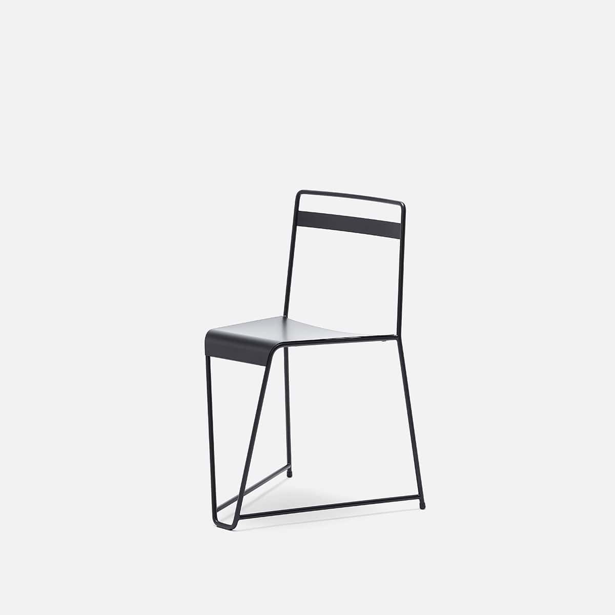 UM chair