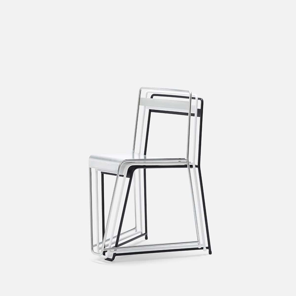 UM chair