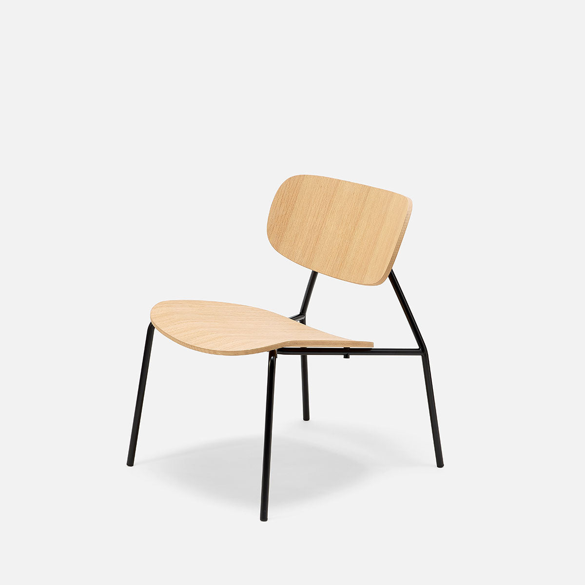 Master lounge chair