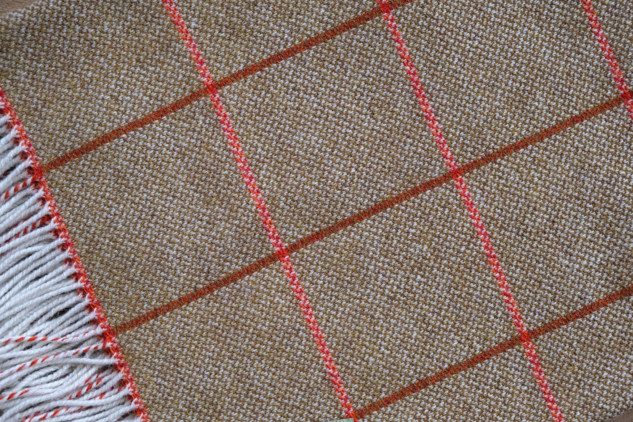 Sheep wool plaid - checkered brown