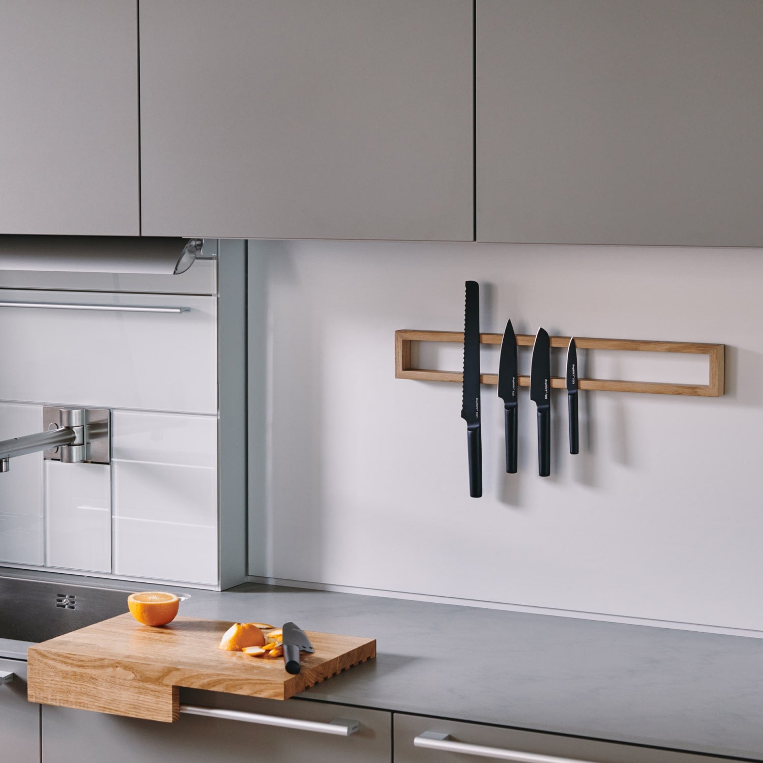 Magnetic knife holder Wall Rack